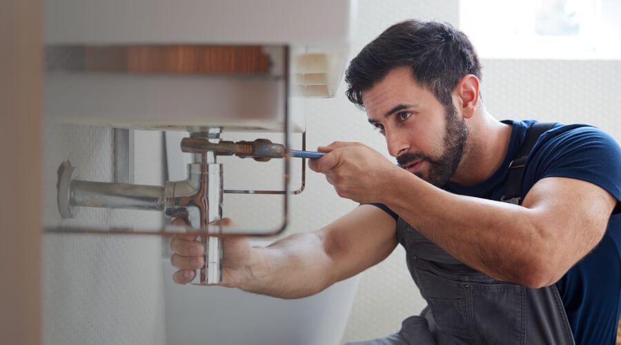 Professional sink repair services in Versailles, IL